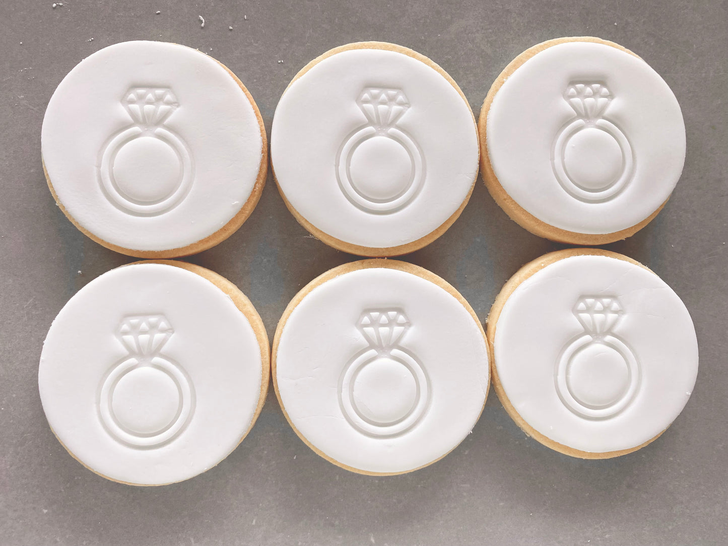Fondant cookies, Gift Boxes, Delivery Australia – Bellomonte Biscuits