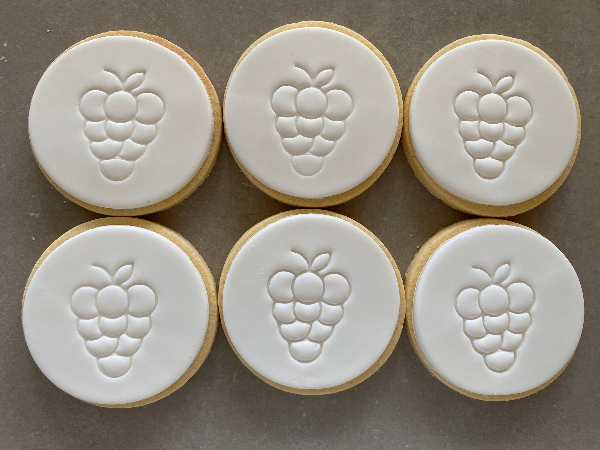 Fondant cookies, Gift Boxes, Delivery Australia – Bellomonte Biscuits